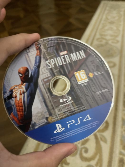 Диск Spider-Man PS4 Б/У первая часть состояние хорошое без ДЛС