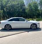 Автомобил Audi A8