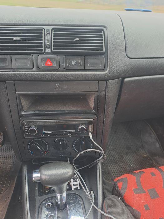 Golf 4 1,6 benzină automată an 98