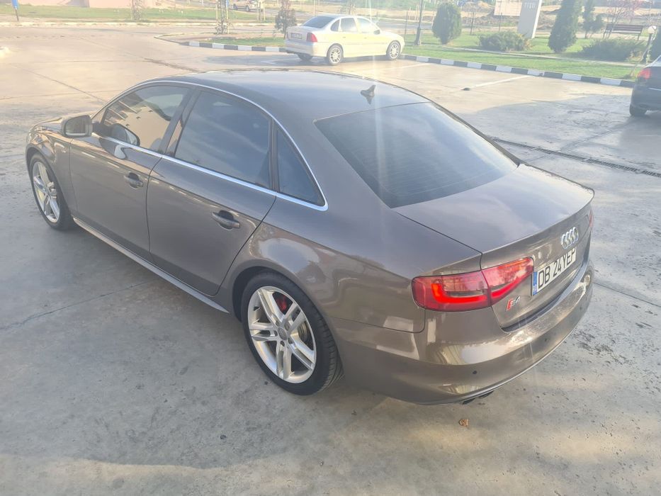 Audi A4 , 3X SLine de fabrica 2013