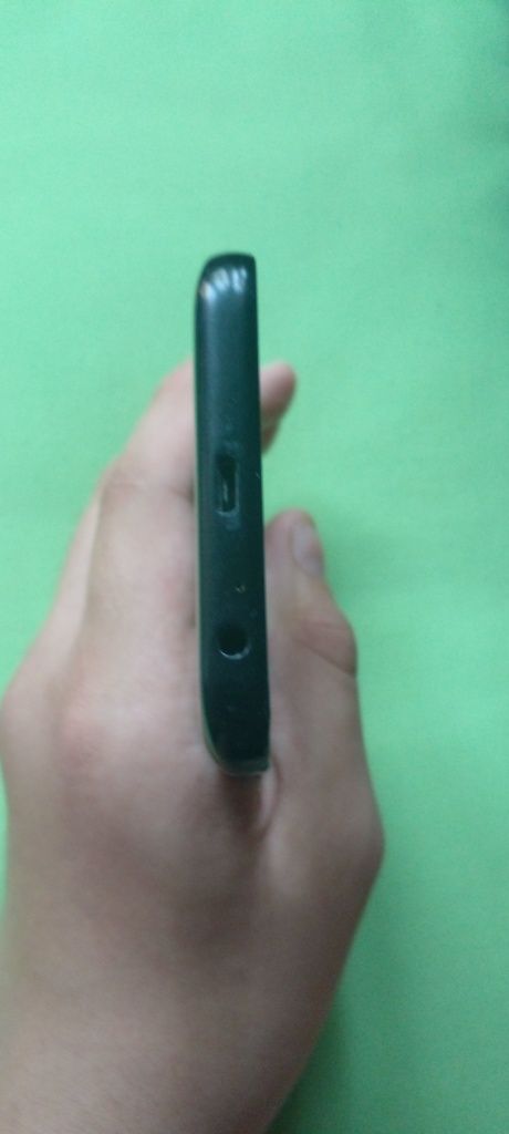 Samsung J2 bez karobka