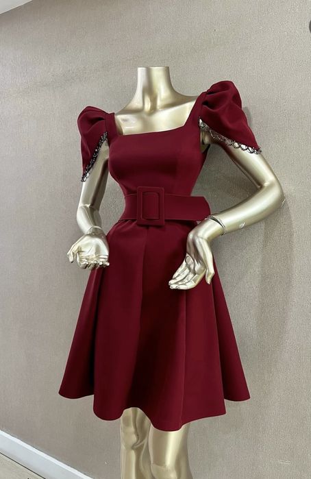 Продается Вечернее коктейльное платье