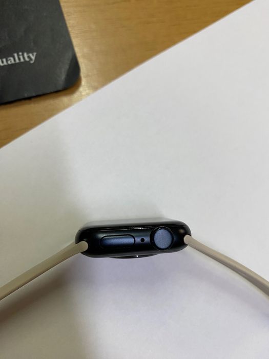 Часовник Apple watch SE 2 GPS