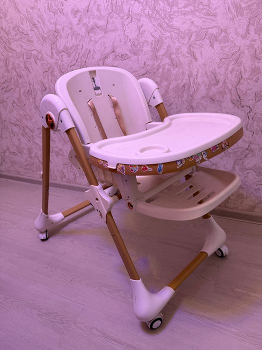 Продаю стульчик для кормления