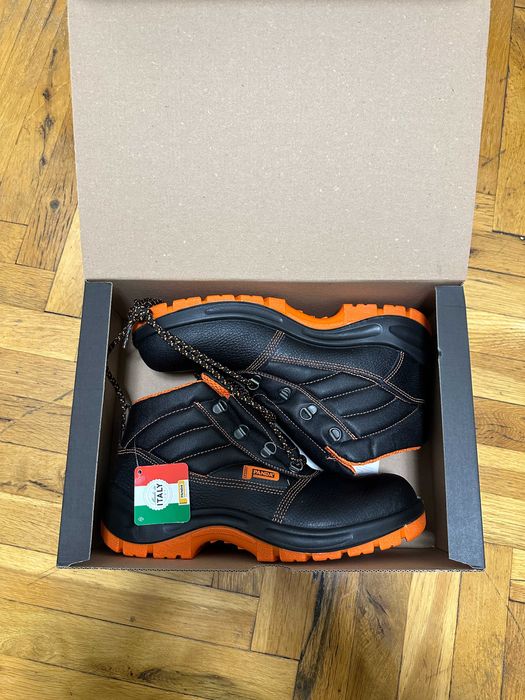 Работни обувки ALFA NEOS SRC 01  43 номер