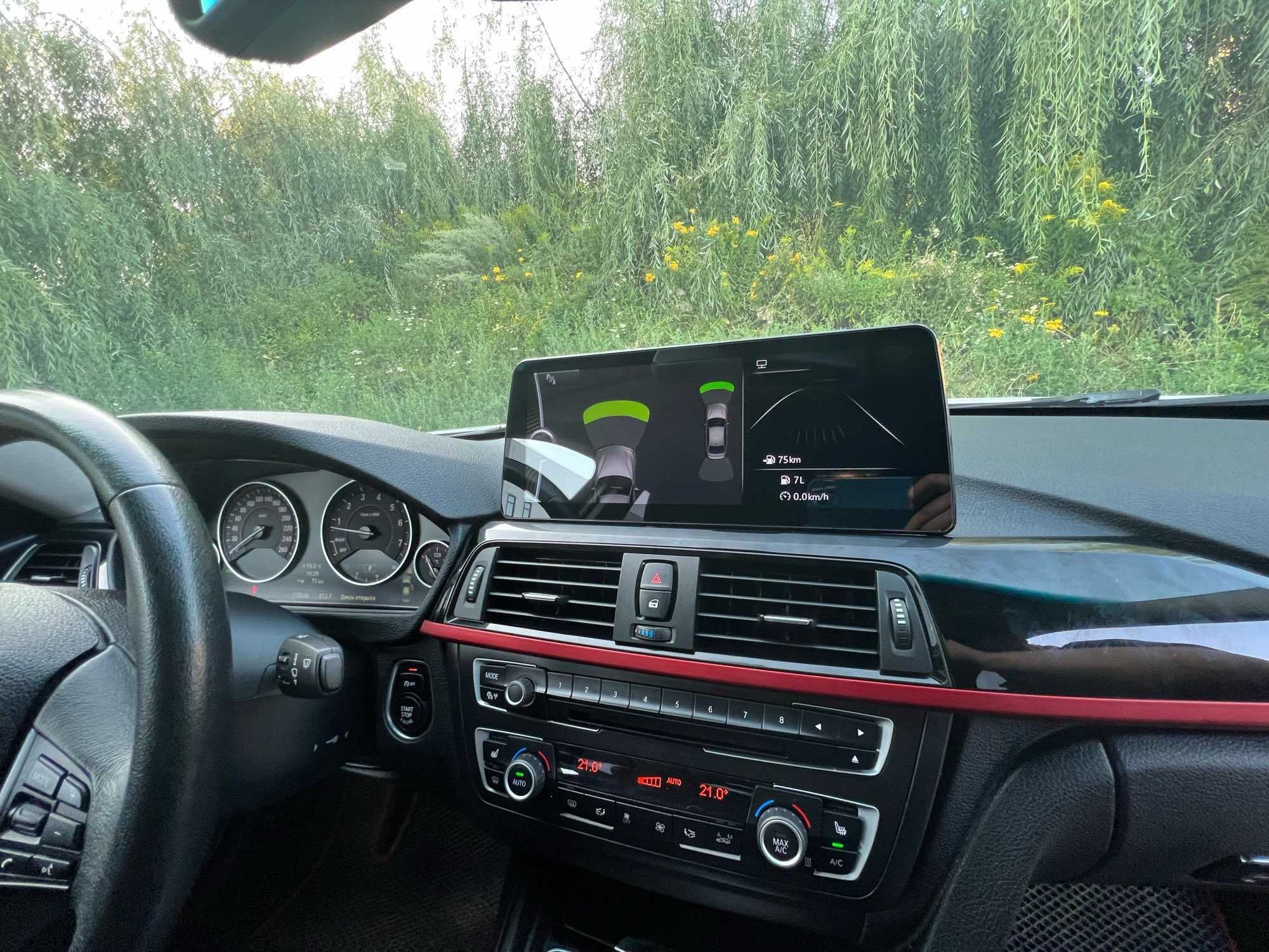 Navigatie BMW Seria 3 F30 Seria 4 , Ecran 12.3 inch QLED Full HD Noua
