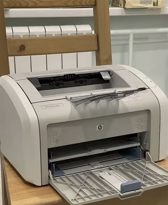 Принтер HP LaserJet 1020