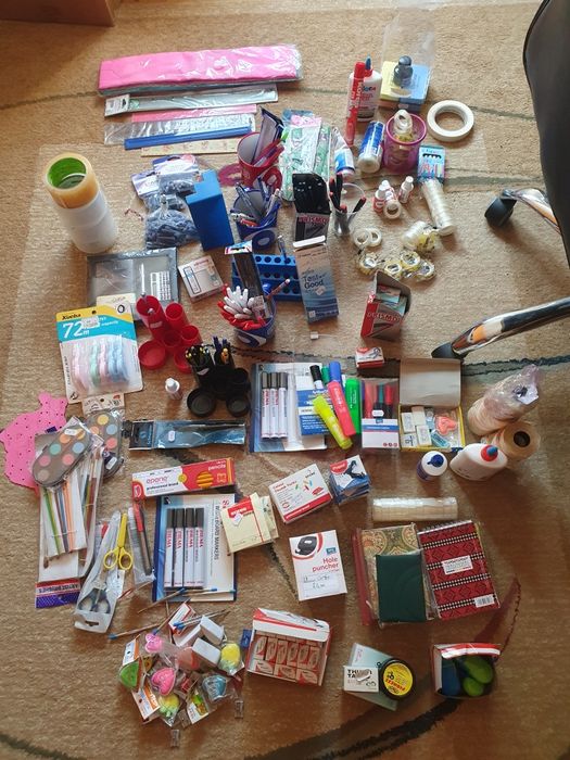 Hartie,carton,librarie