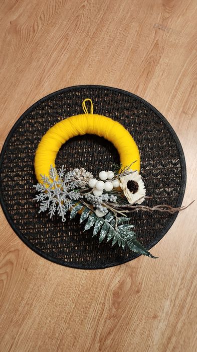 Decorațiuni coronițe