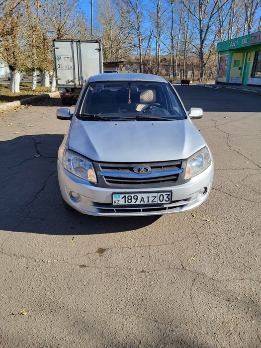 Ваз Лада Гранта.