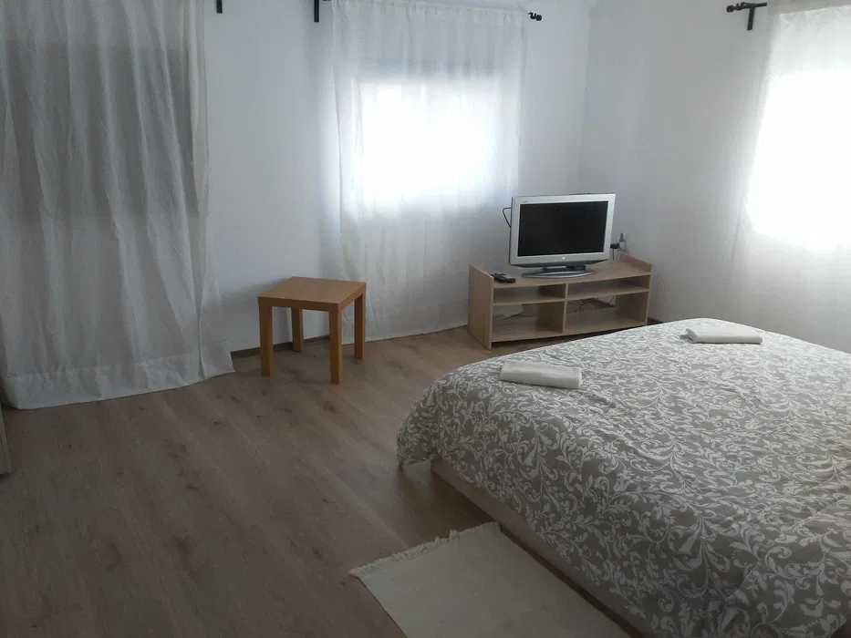 Дава се под наем Тристаен апартамент в София, Център - 60 кв.м за 700 € - Снимка #3