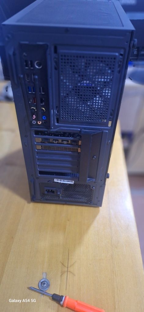 Komputer ddr5 msi z690 a wifi