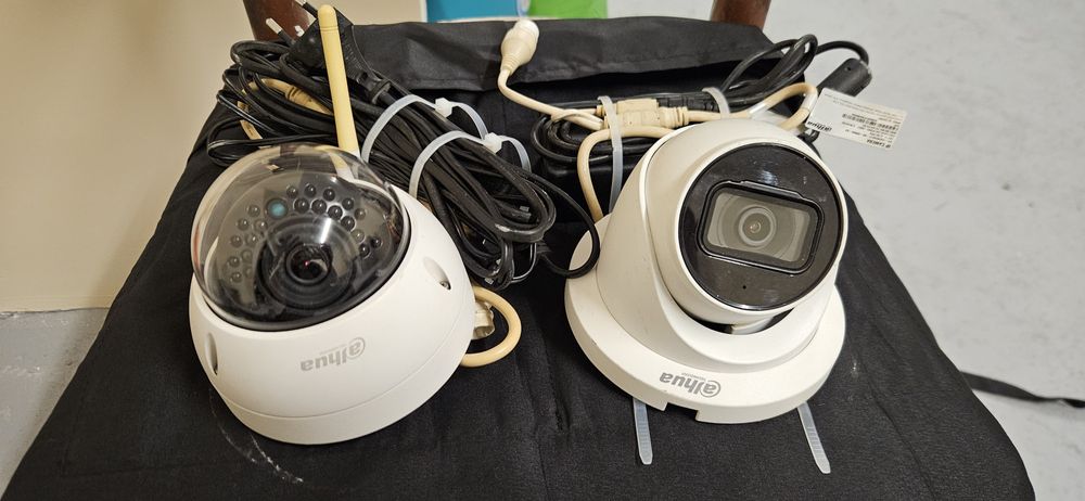 Камери Dahua с място за SD карта с памет с wifi