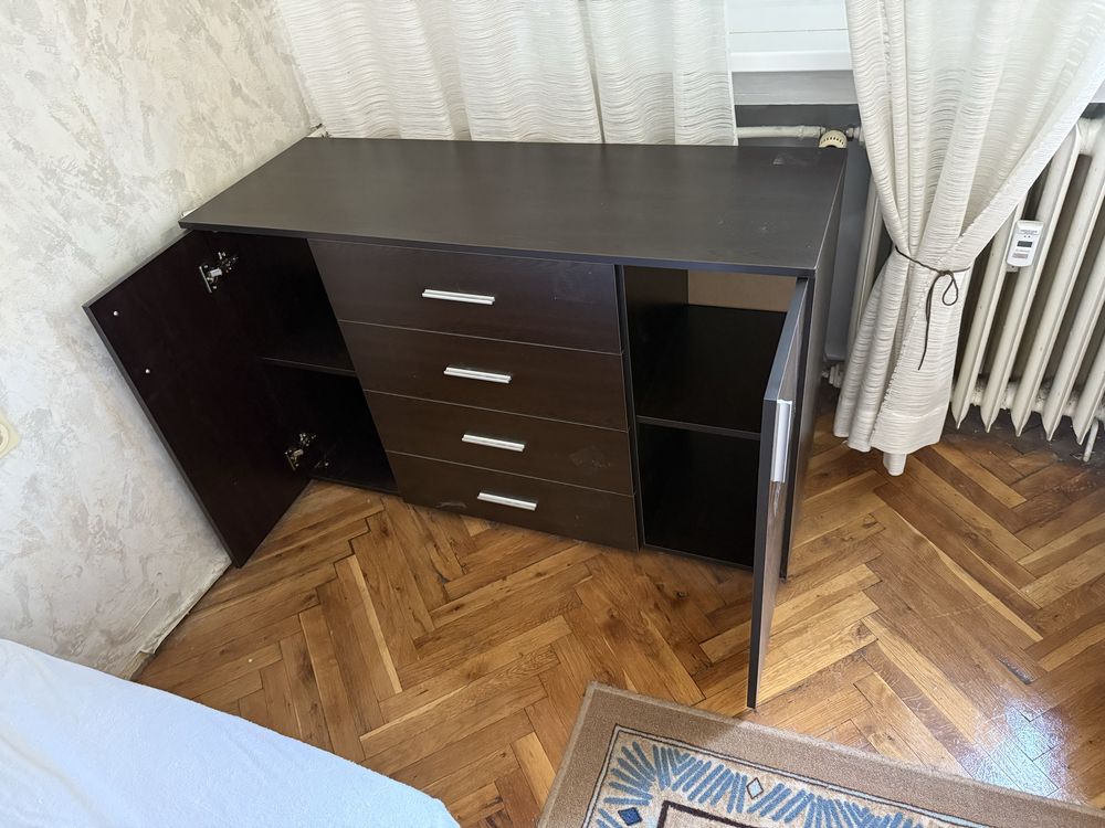 Мебели за спалня