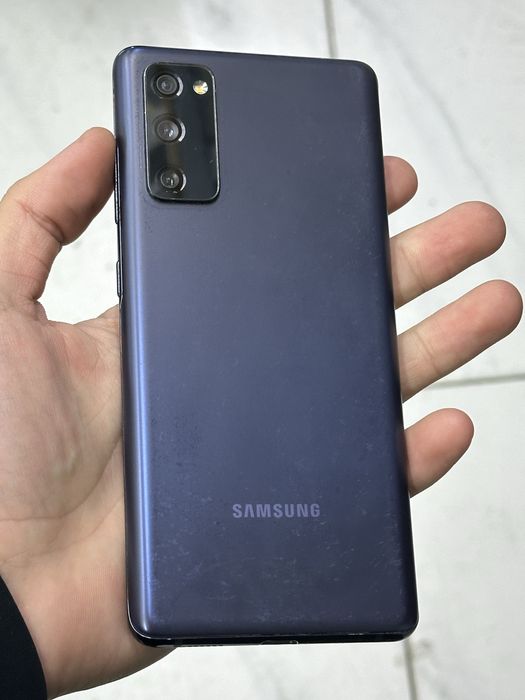 Samsung S20 Fe продается