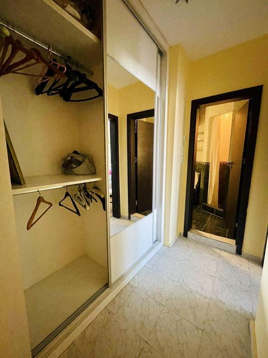 Дава се под наем Тристаен апартамент в Бургас, Лазур - 80 кв.м за 561 € - Снимка #6