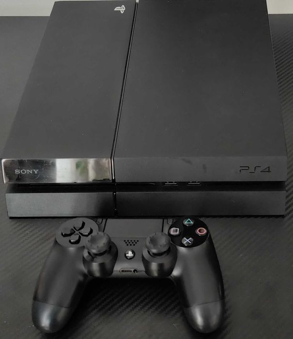 PlayStation 4 modat 11.00, Hdd 1TB ,20 jocuri de top,maneta ,cabluri