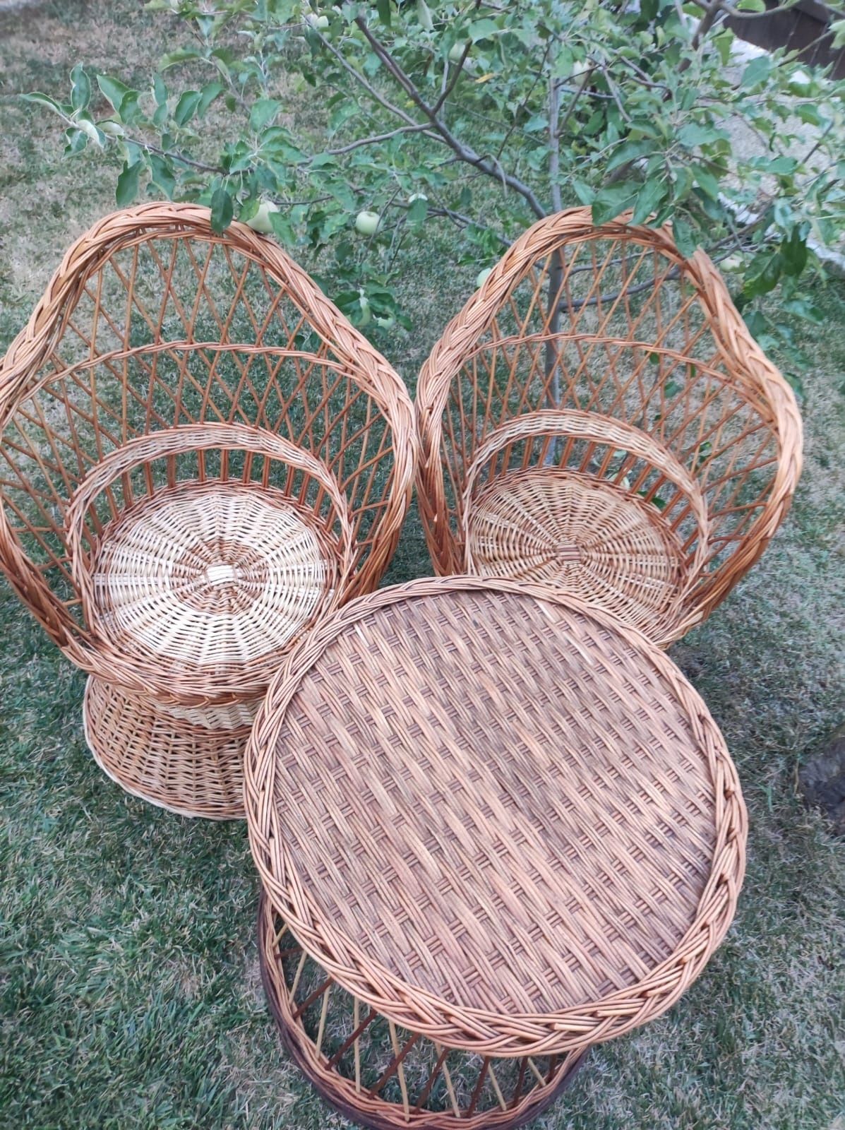 Set mobilier rustic împletit