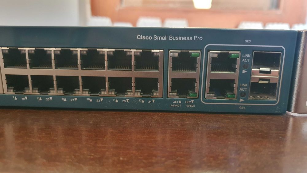 Суич CISCO ESW 520