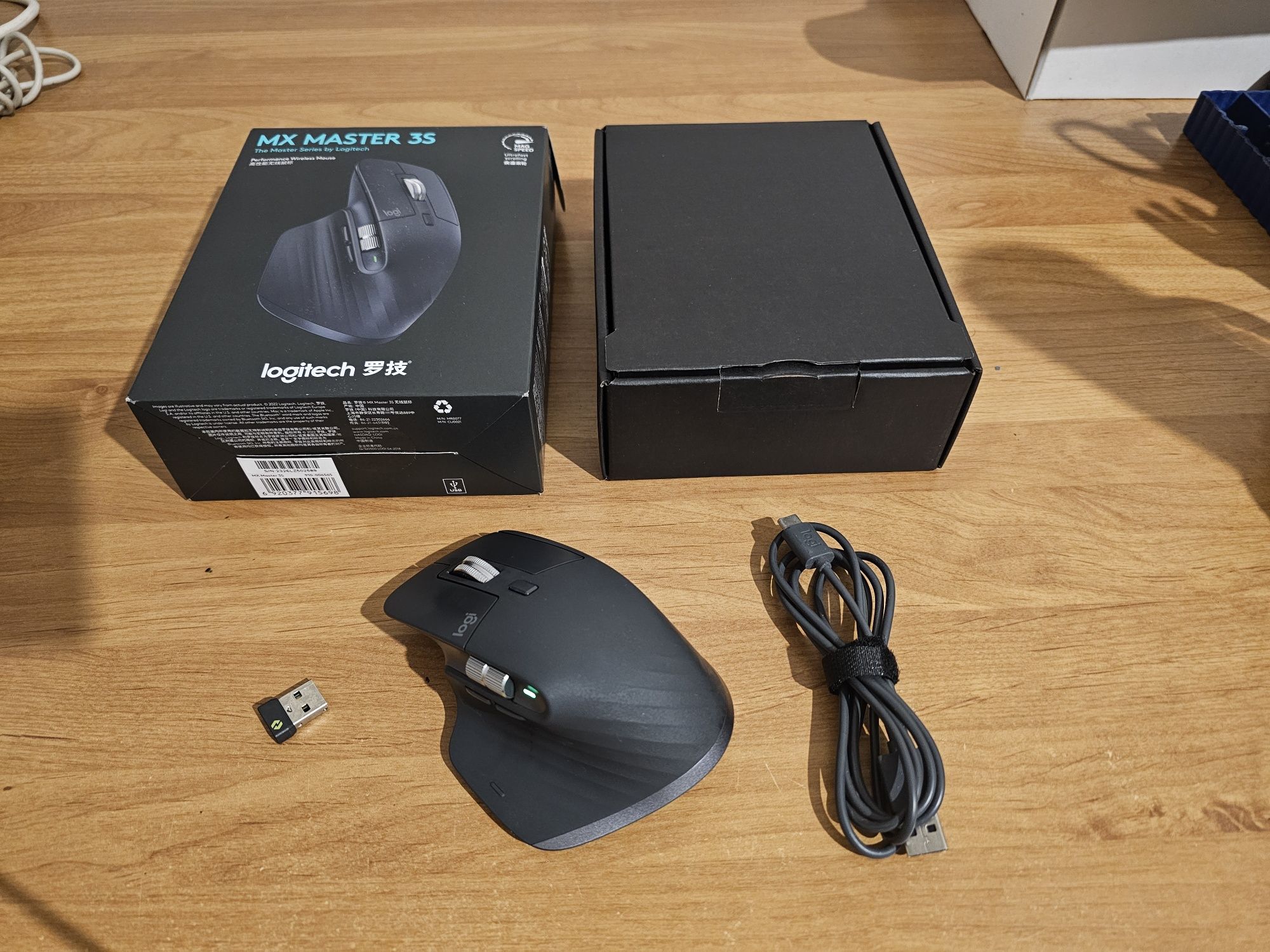 Клавиатура Logitech MX Keys Мышка Logi MX Master 3S Коврик для мыши