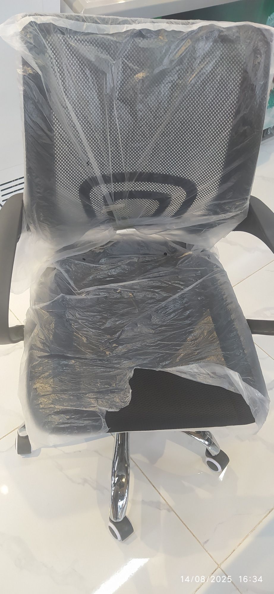 Stul masajni ofis uchun