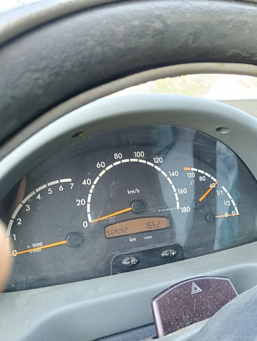 Mercedes sprinter