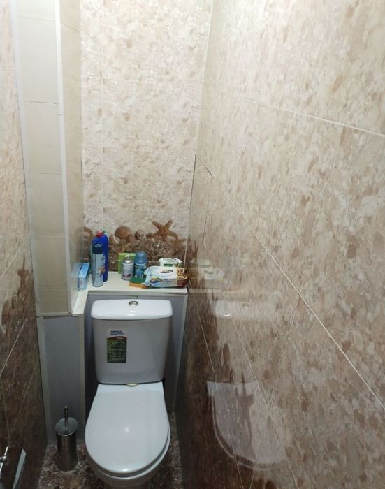 Продам 2 ком Юнусабад 14 квартал