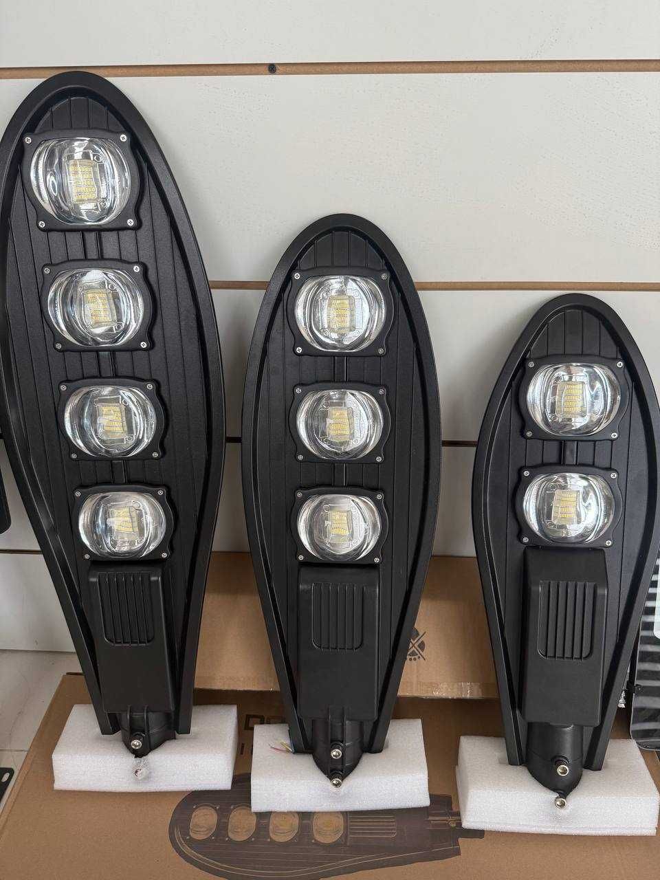 Projektor 200w 300w 400 watt Quyosh panellik/kobra