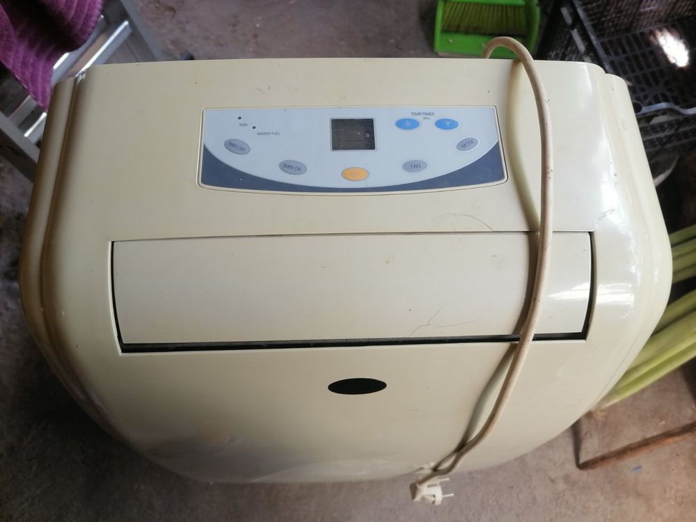 Мобилен климатик Whirlpool AMB 761