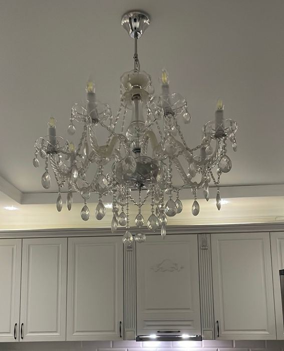 Люстра хрустальная 8 ламп