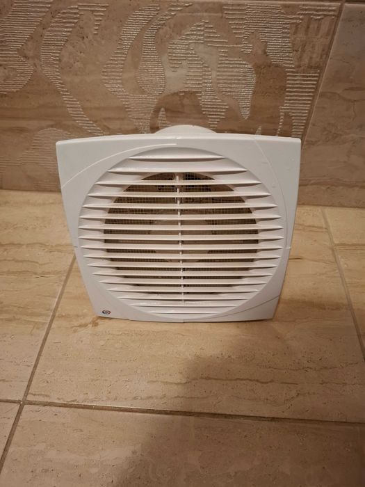 Ventilator de baie electric