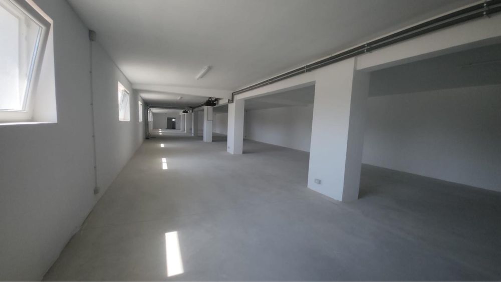 Inchiriez/vand hala si spatii industriale
