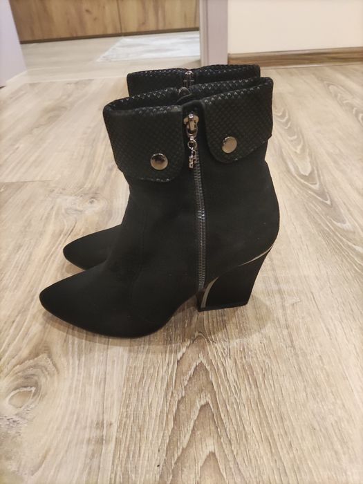 Боти Laura Biagiotti