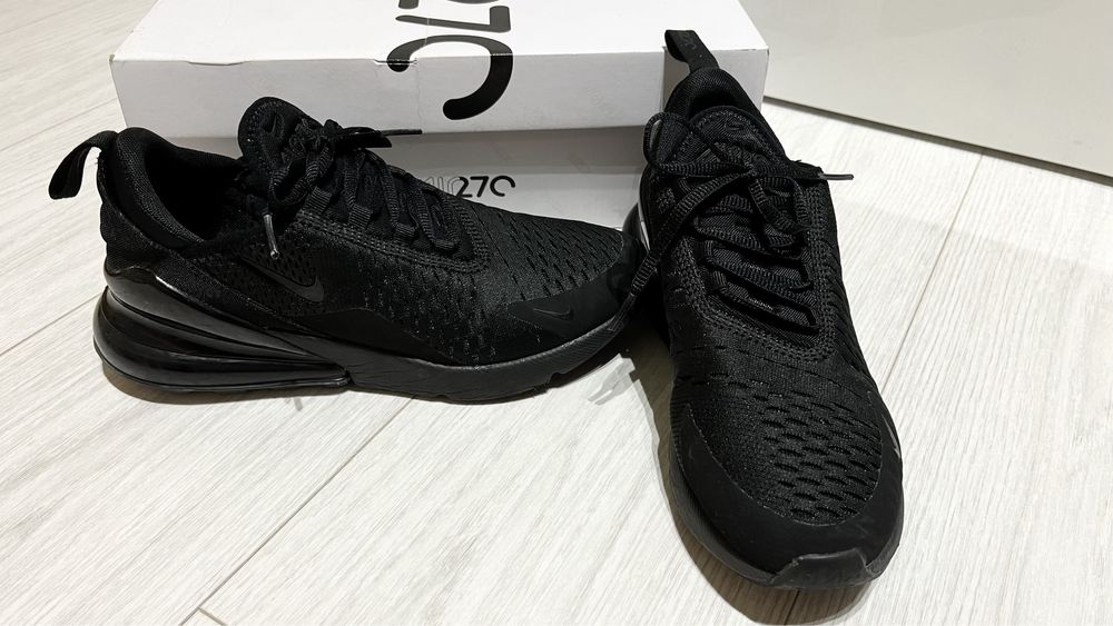 Nike Air Max 270 - дамски