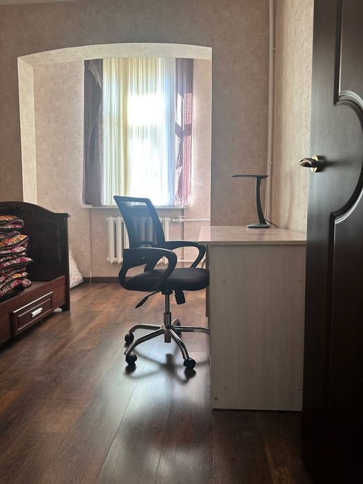 Паркентский уммон туйхона 2+2/4/9 с мебел техника