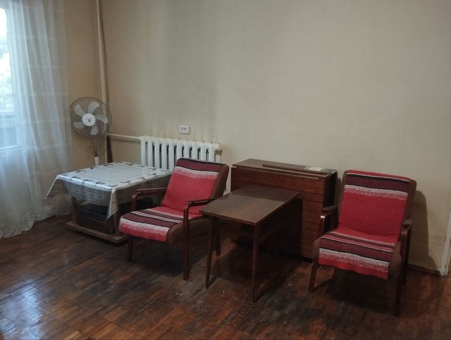 Сдаётся в аренду.  2- х комнатная.  Ул. Нукусская.