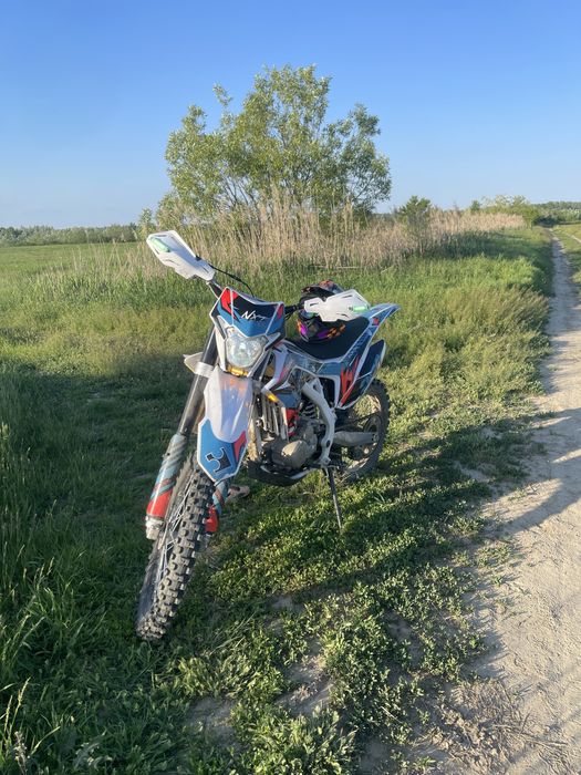 Cross nxd  250 cc 4t