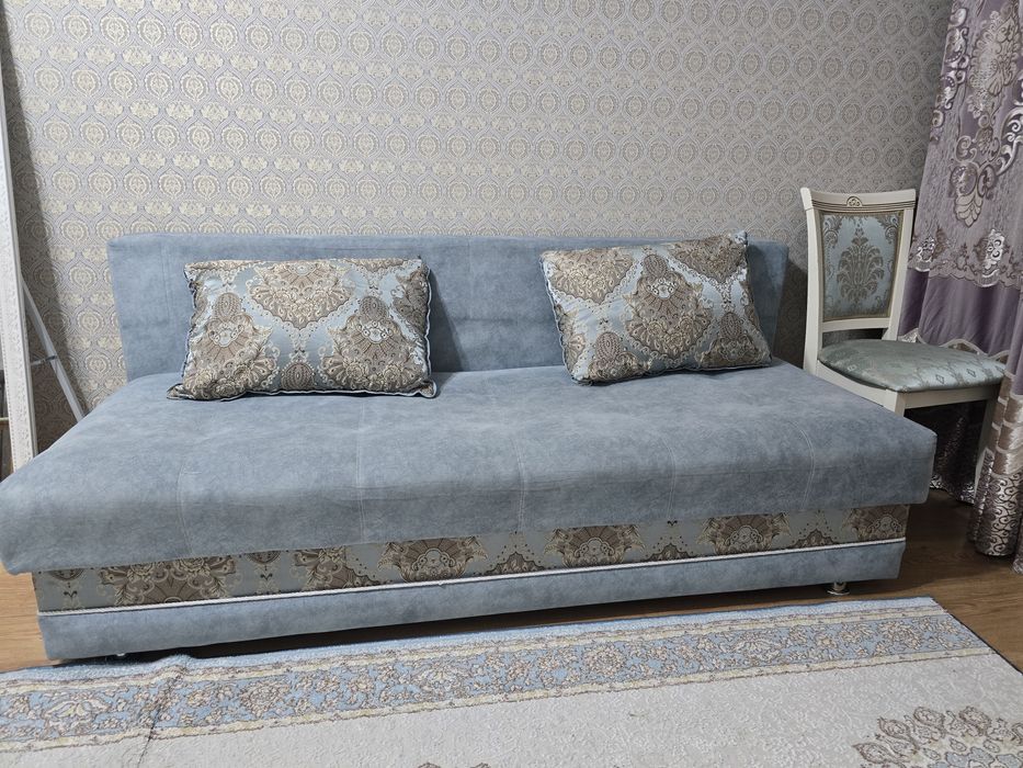 Продаю диван тахта