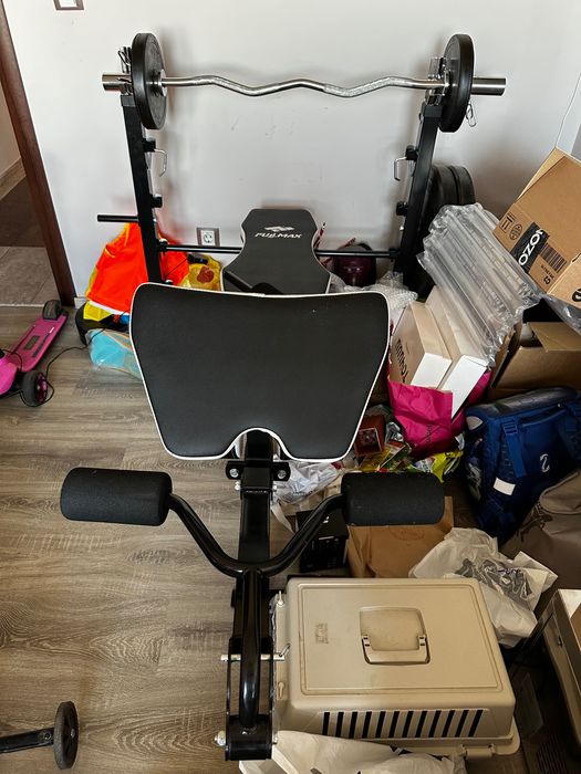 Мултифункционална лежанка за вдигане на тежести и упражнения