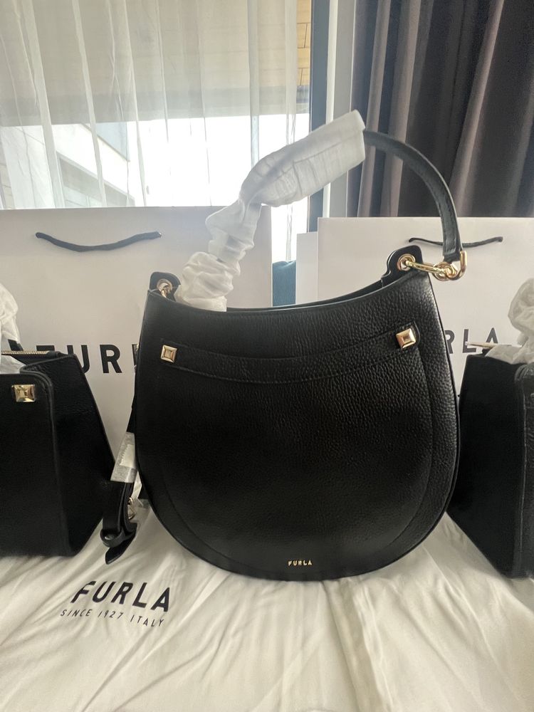 Furla Afrodite Nero crossbody bag.100% оригинал.Сериен номер,етикети.