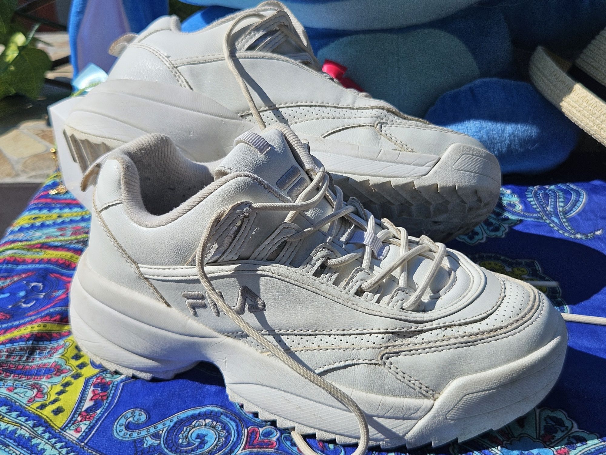 Fila чънки маратонки N36
