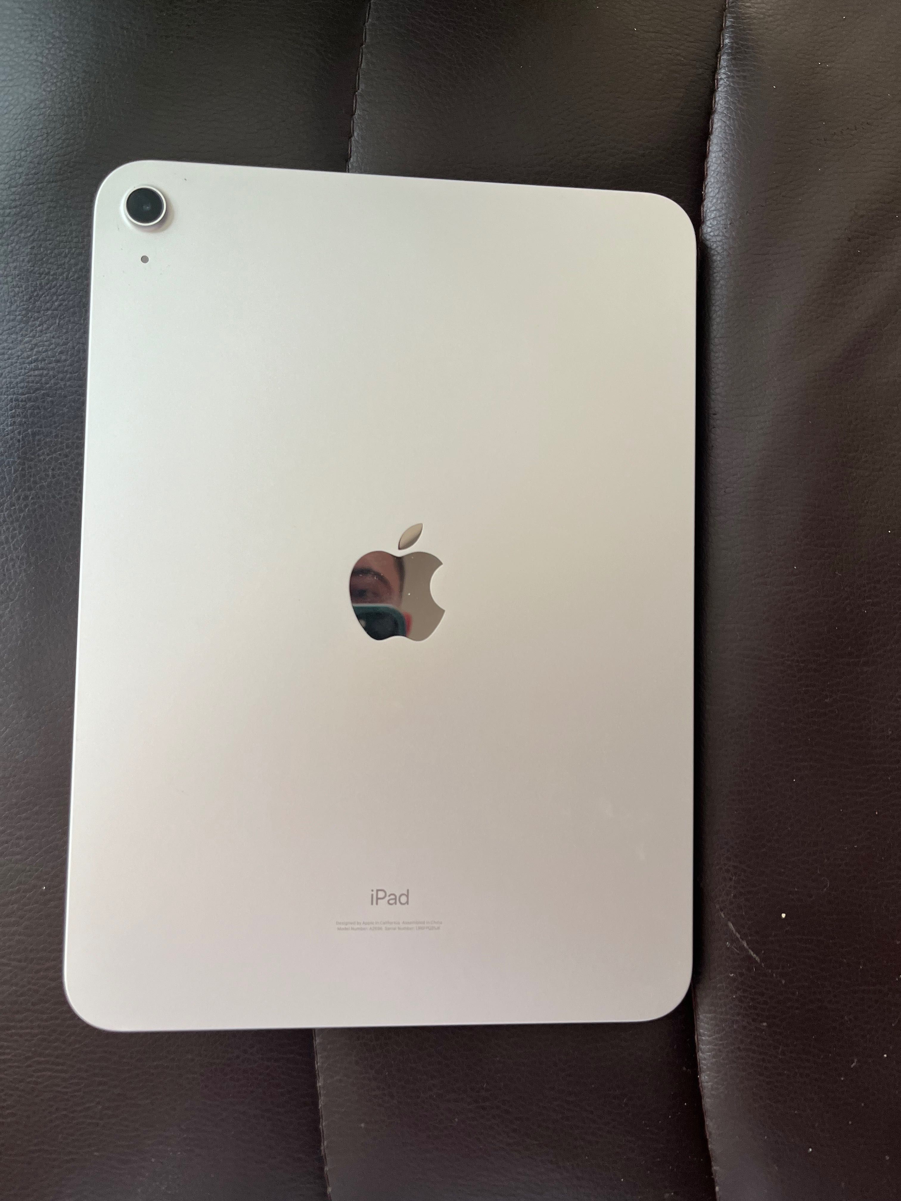 Нов Американски внос IPad 10 256 GB с клавиатура