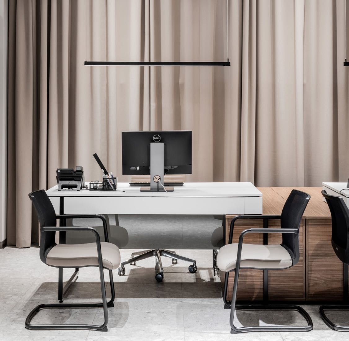 Birou MADLAB colț / MDF vacuum + PAL EGGER , softclose BLUM