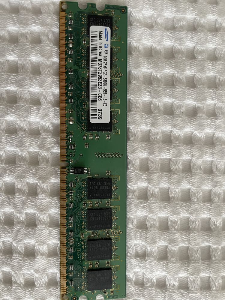 Памет за компютър/лаптоп  RAM DDR2, DDR3