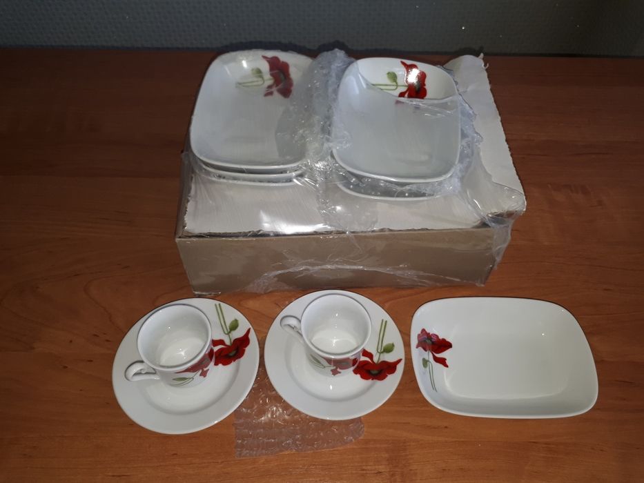 ПРОДАМ Сервиз Кофейный