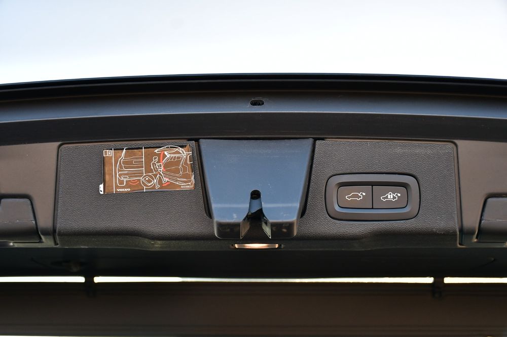 Volvo xc 60 D4 Awd R design