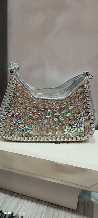 Сумкамиза чиройли бежрим