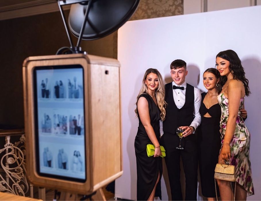 Cabina foto oglinda magica