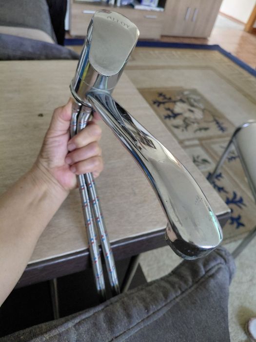 Смеситель для кухни  латунь, никель хром покрытием