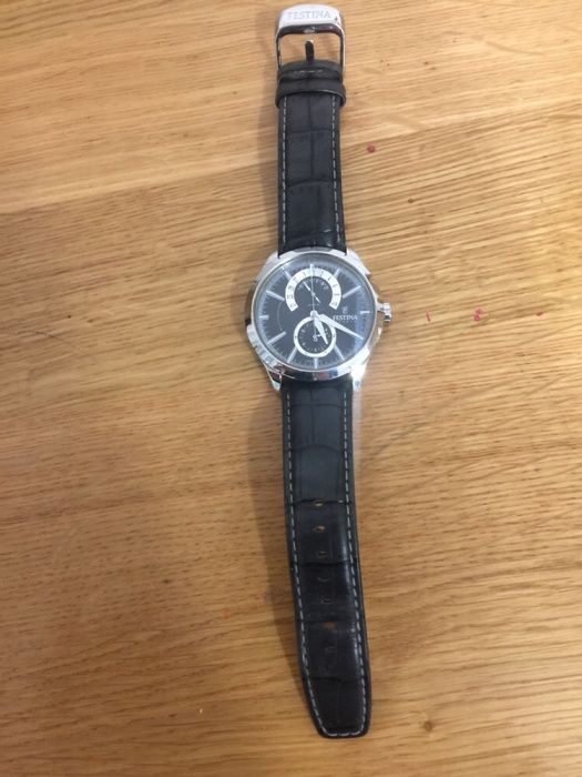 Ceas Festina